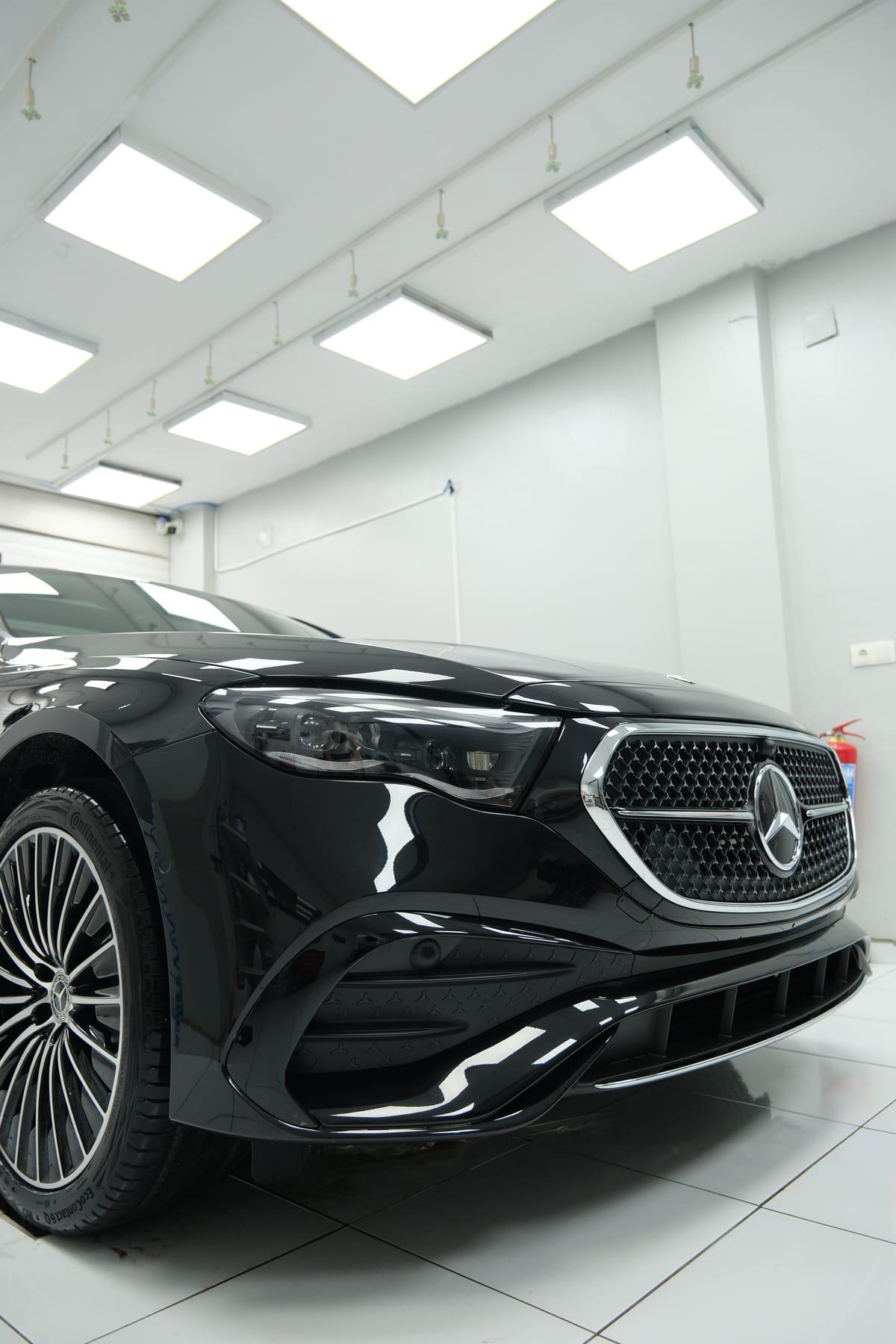 Mercedes E-Class ön cephe alçak açı PPF detay